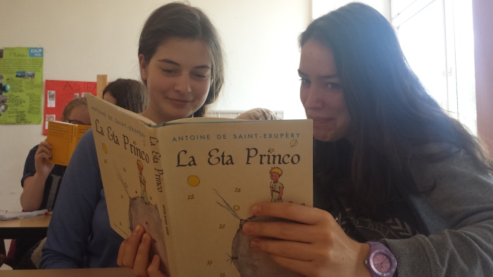 "Der kleine Prinz" wird auch schon in esperanto gelesen